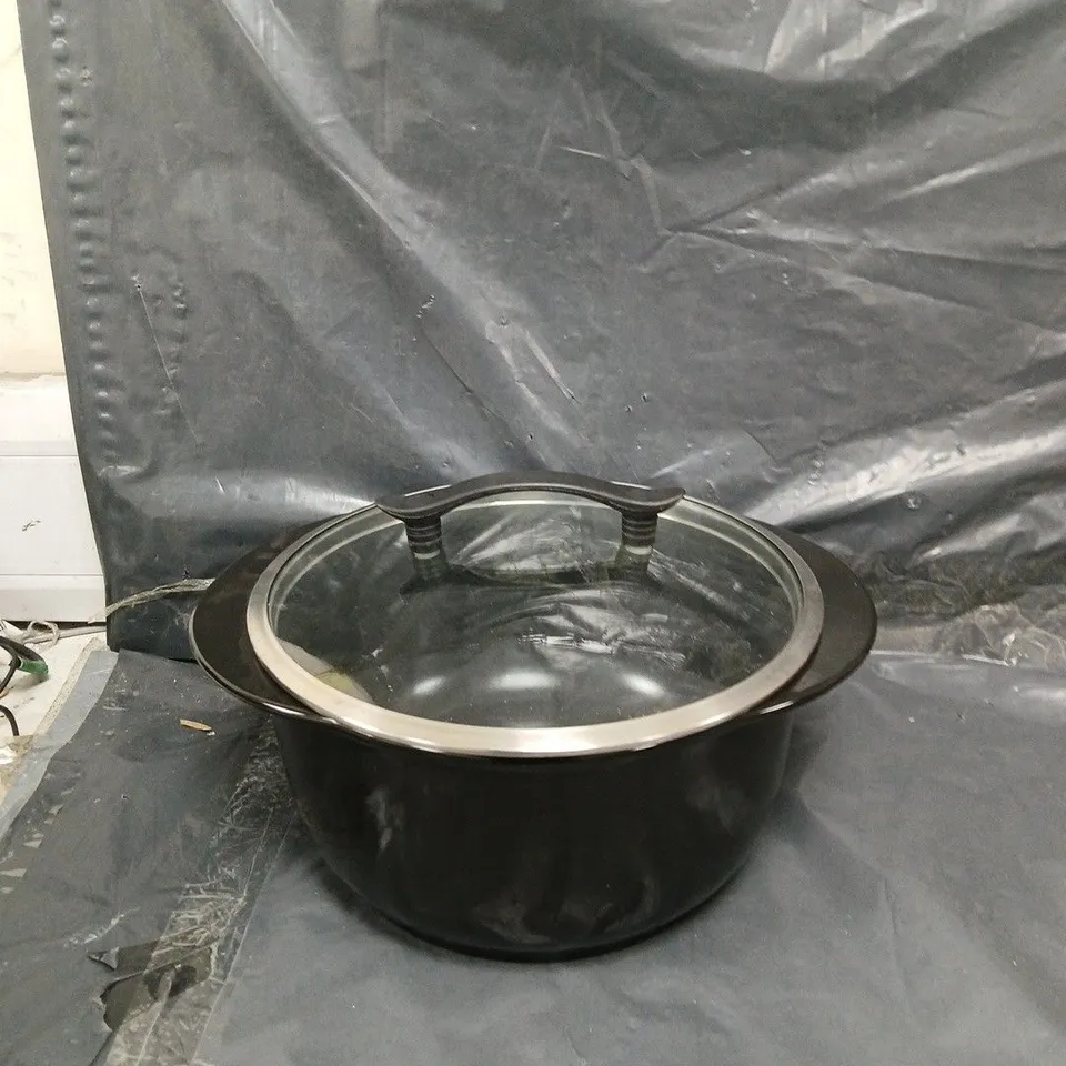 LARGE COOKING POT WITH CLEAR LID 