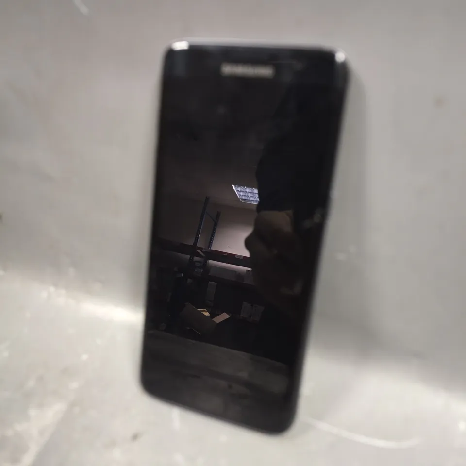 SAMSUNG GALAXY MOBILE PHONE  - MODEL UNSPECIFIED