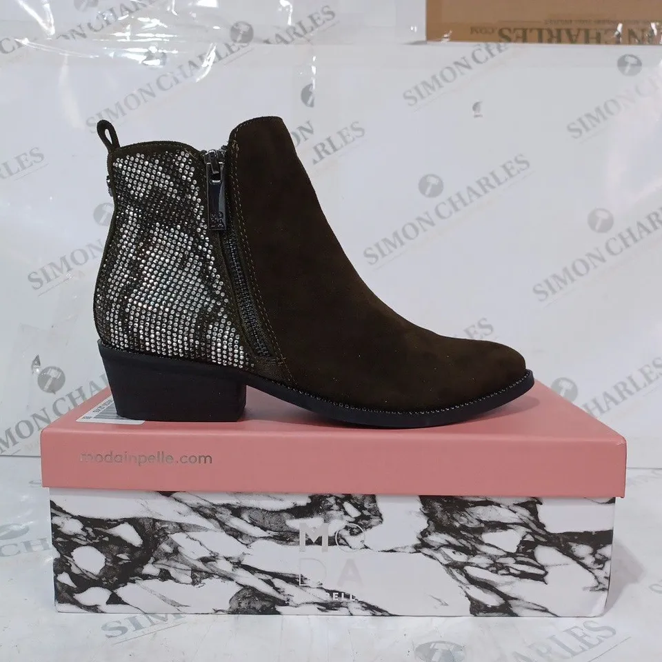 MODA IN PELLE KATREENA CRYSTAL ANKLE BOOT (KHAKI), SIZE 5 UK