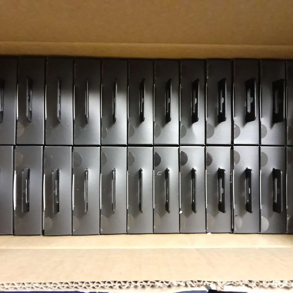APPROXIMATELY 28 BOXED CASE MATE CLEAR CASES WITH CARABINER CLIP FOR AIRPODS PRO