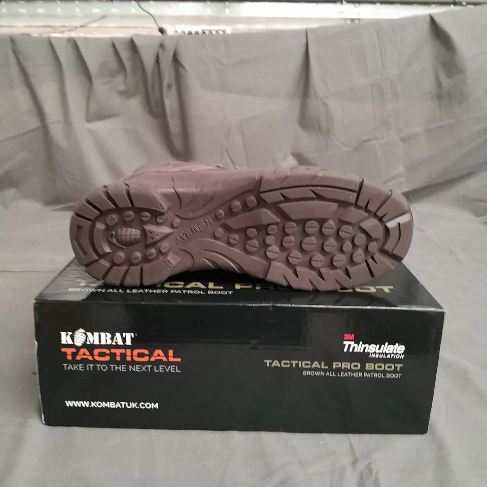 BOXED PAIR OF KOMBAT TACTICAL PRO BOOT SIZE 9
