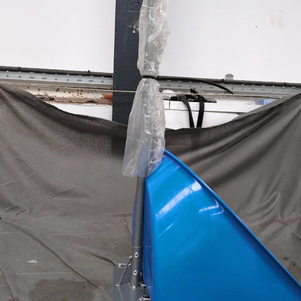 RED GORILLA TIDEE GARDEN SCOOP (BLUE) WITH STAND – TD46DBL