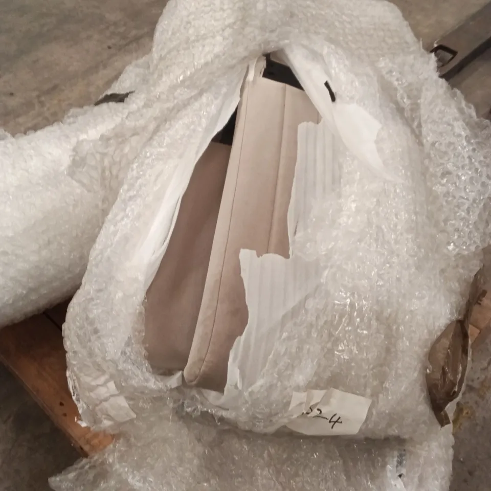 PALLET OF ASSORTED QUALITY SOFA PARTS