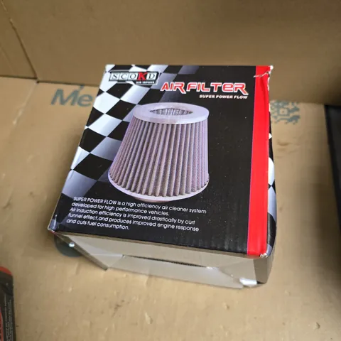 BOX OF APPROXIMATELY 20 ASSORTED ITEMS INCLUDING SUNGLASSES AND AIR FILTER 