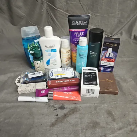 APPROXIMATELY 20 ASSORTED HEALTH & BEAUTY PRODUCTS TO INCLUDE - ELF SKIN DAILY CLEANSER - RODIAL DRAGON'S BLOOD SCULPING GEL - GIVE ME EYE CREAM - ETC