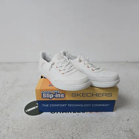 SKECHERS WHITE SNEAKERS UK 6 BOXED