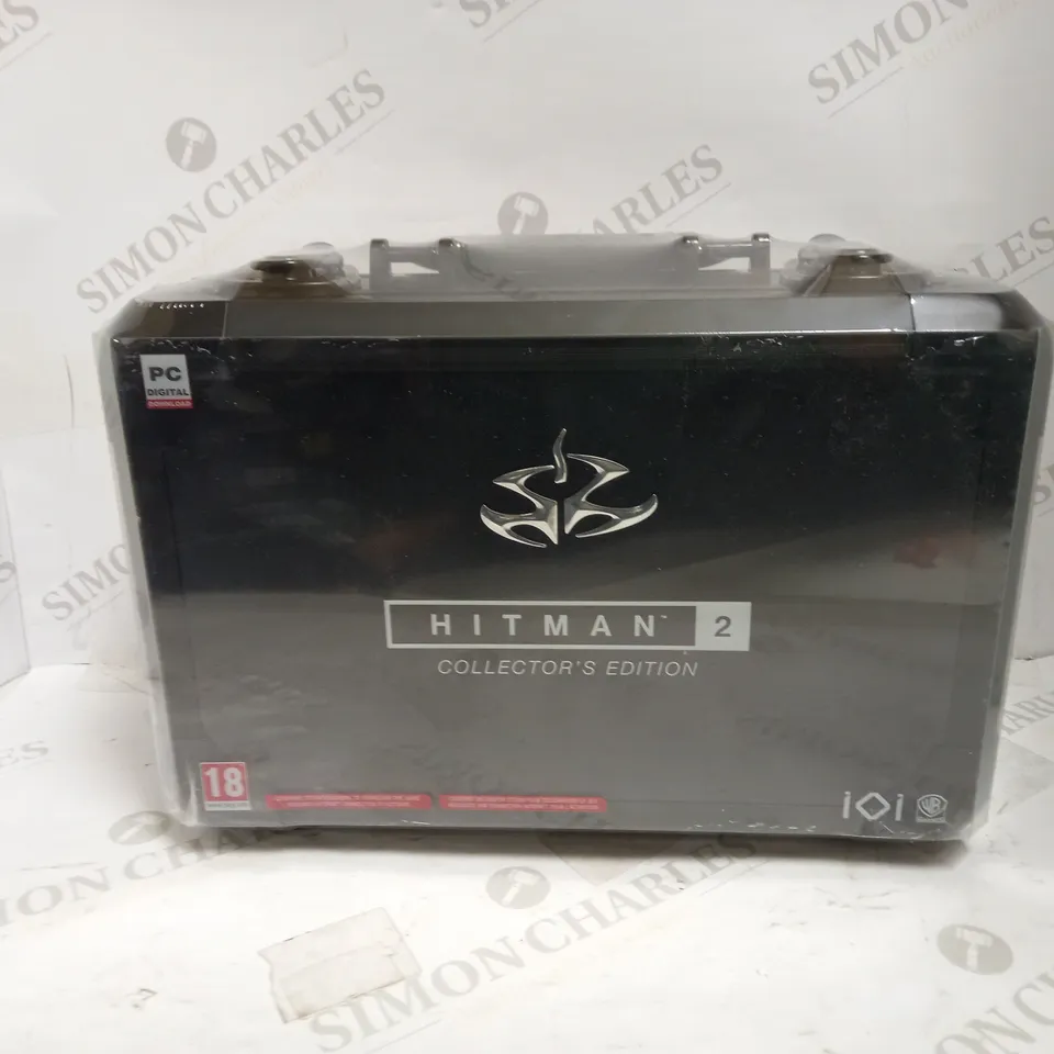 SEALED HITMAN 2 COLLECTOR'S EDITION PC GAME WITH REPLICA GUN CASE, COIN, KEYRING, RUBBER DUCK & IN-GAME EXPANSIONS