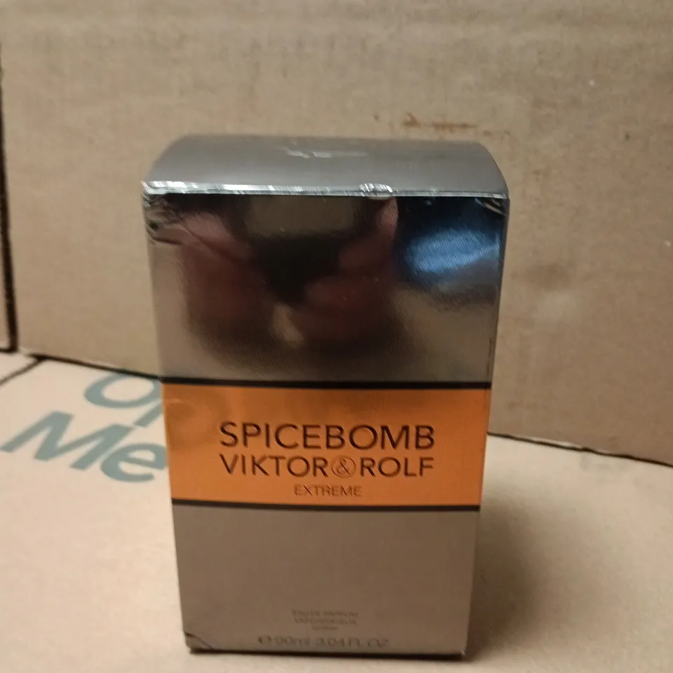 BOXED AND SEALED SPICEBOMB VIKTOR AND ROLF EXTREME EAU DE PARFUM 90ML