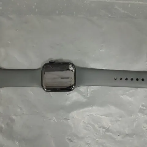 APPLE WATCH SE IN NAVY