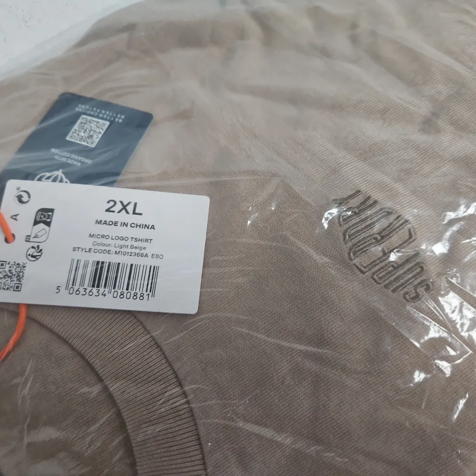 BAGGED SUPERDRY MICRO LOGO T-SHIRT IN LIGHT BEIGE - 2XL