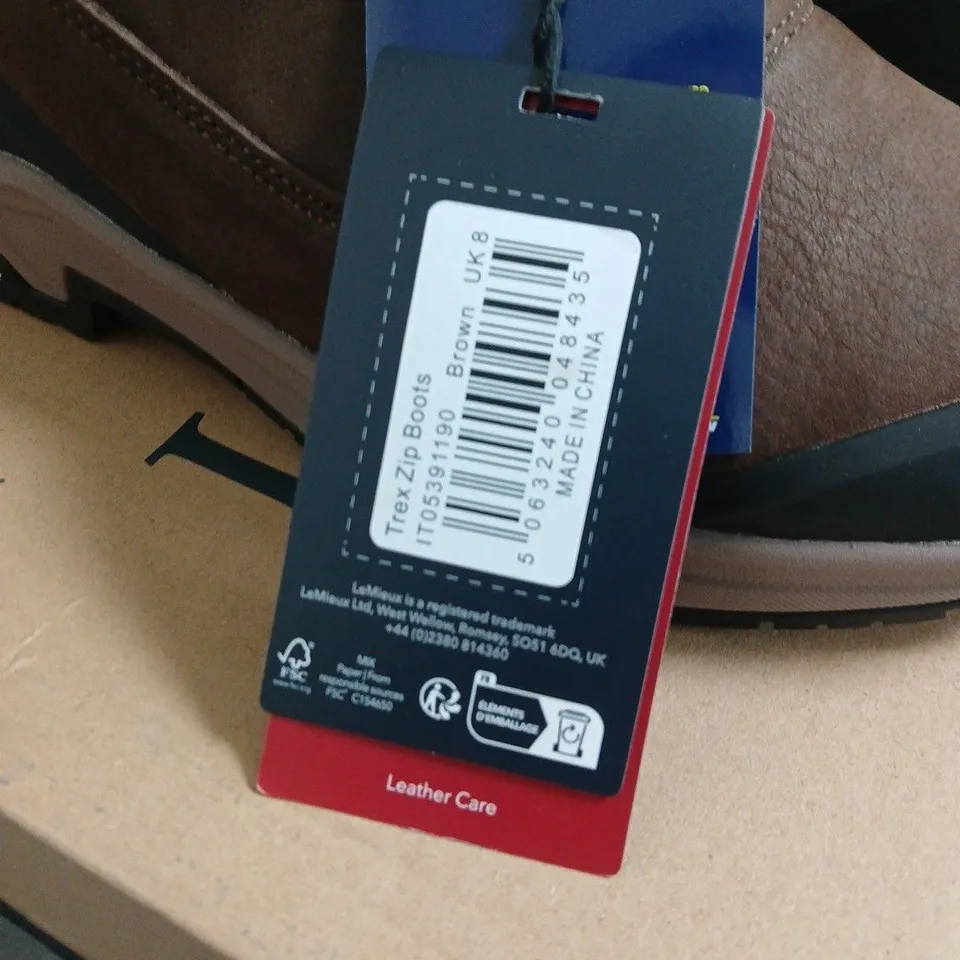 BOXED LEMIEUX TREK ZIP BOOTS IN BROWN - UK 8