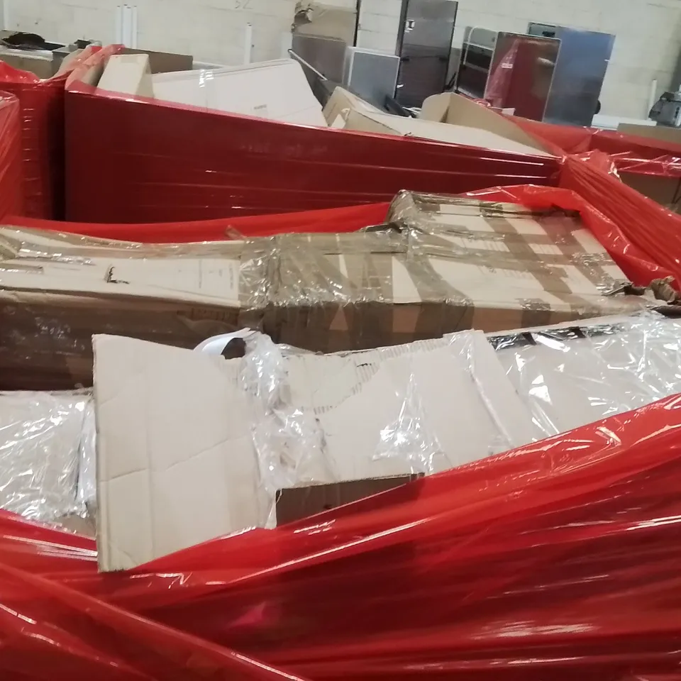 PALLET OF ASSORTED HOUSEHOLD GOODS AND PRODUCTS TO INCLUDE;COFFEE MAKER,MAT