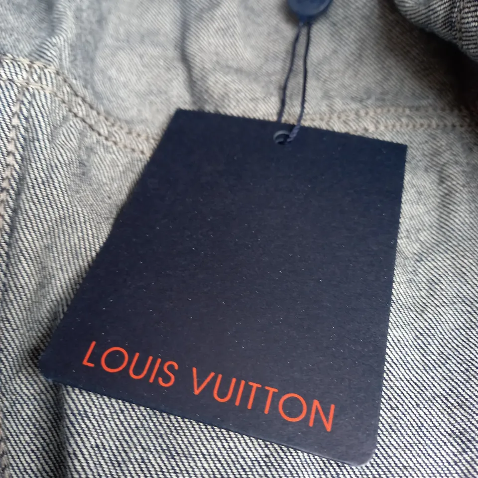 LOUIS VUITTON DENIM BUTTON UP JACKET - SIZE 50