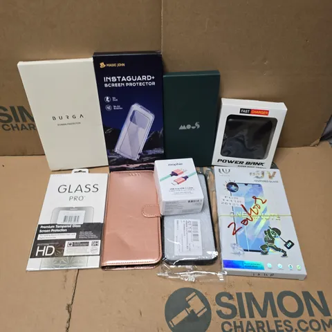 APPROXIMATELY 15 ASSORTED MOBILE PHONE ACCESSORIES TO INCLUDE POWER BANKS, CASES AND CHARGE CABLES, ETC