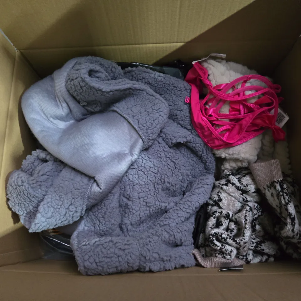 LARGE BOX OF ASSORTED CLOTHING ITEMS IN VARIOUS SIZES, STYLES AND COLOUR 