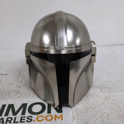 STAR WARS THE BLACK SERIES MANDALORIAN HELMET β COLLECTIBLE, BOXED (DAMAGED BOX)