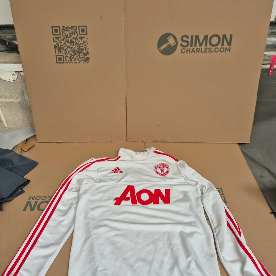 ADIDAS MANCHESTER UNITED AWAY JUMPER– WHITE WITH RED TRIM, CLIMACOOL (AON SPONSOR) S