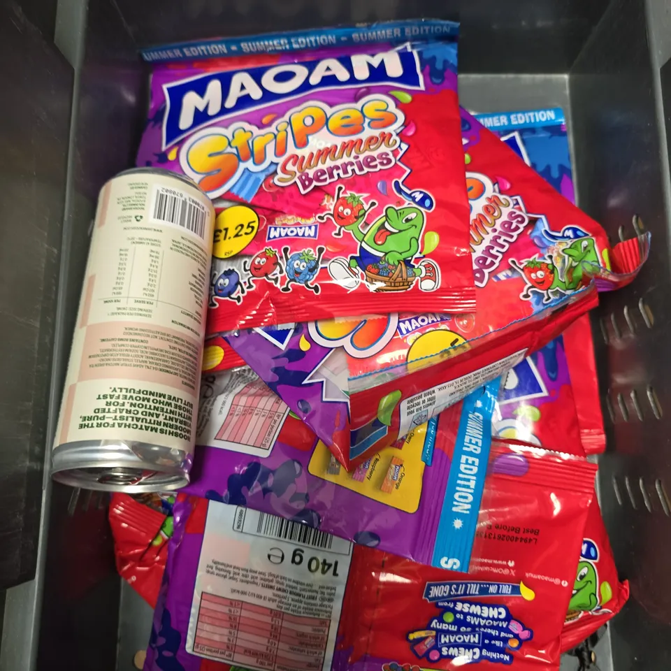 APPROXIMATELY 10 ASSORTED FOOD/DRINK PRODUCTS TO INCLUDE MAOAM, NOOSH DRINK, SOUP MIX ETC 
