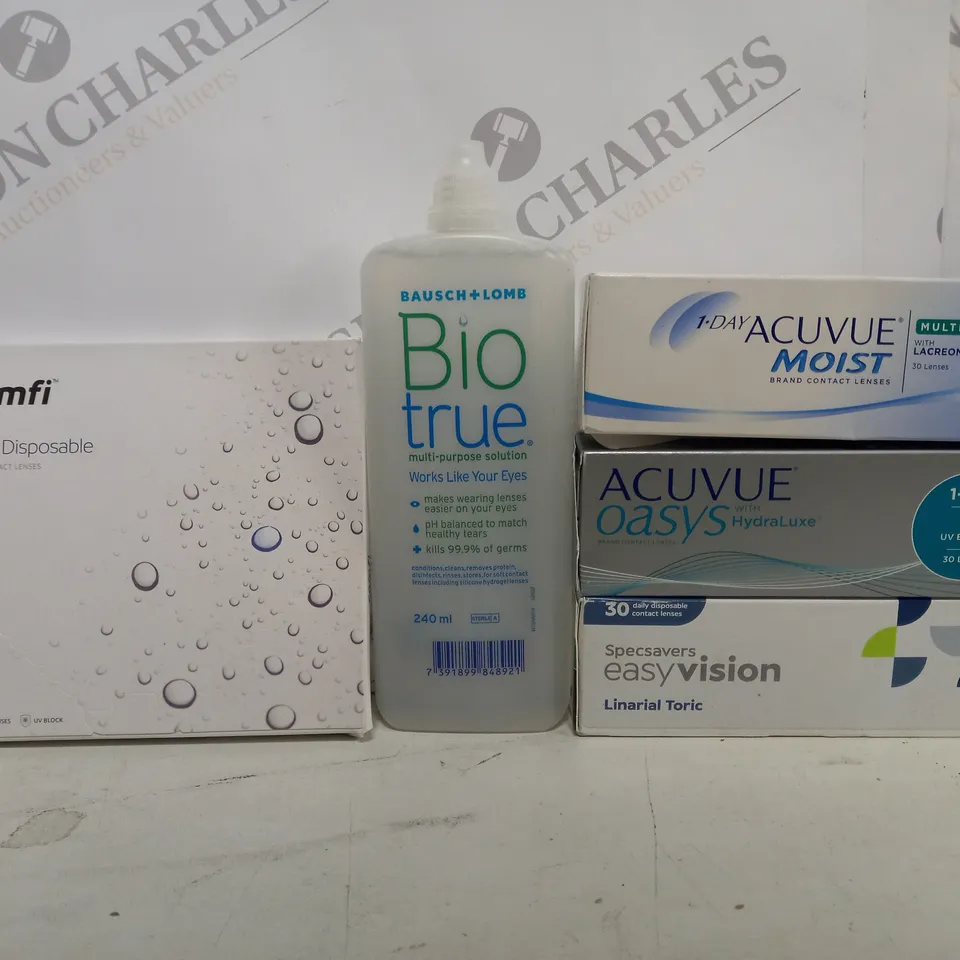 BOX OF APPROX 20 ASSORTED VISION CARE ITEMS TO INCLUDE - COMFI DAILY DISPOSABLE LENSES - BIO TRUE SOLUTION - ACUVUE MOIST CONTACT LENSES ETC