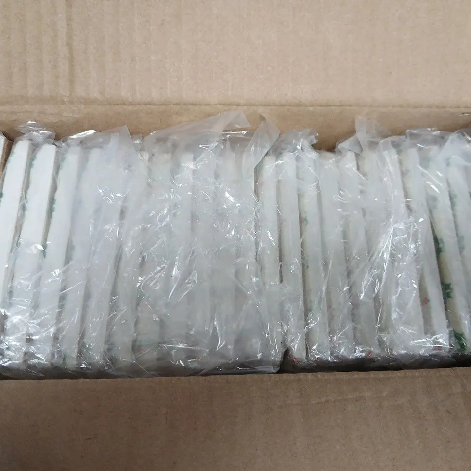 BOX OF APPROXIMATELY 24 GISELA GRAHAM HOLLY FESTIVE COASTERS