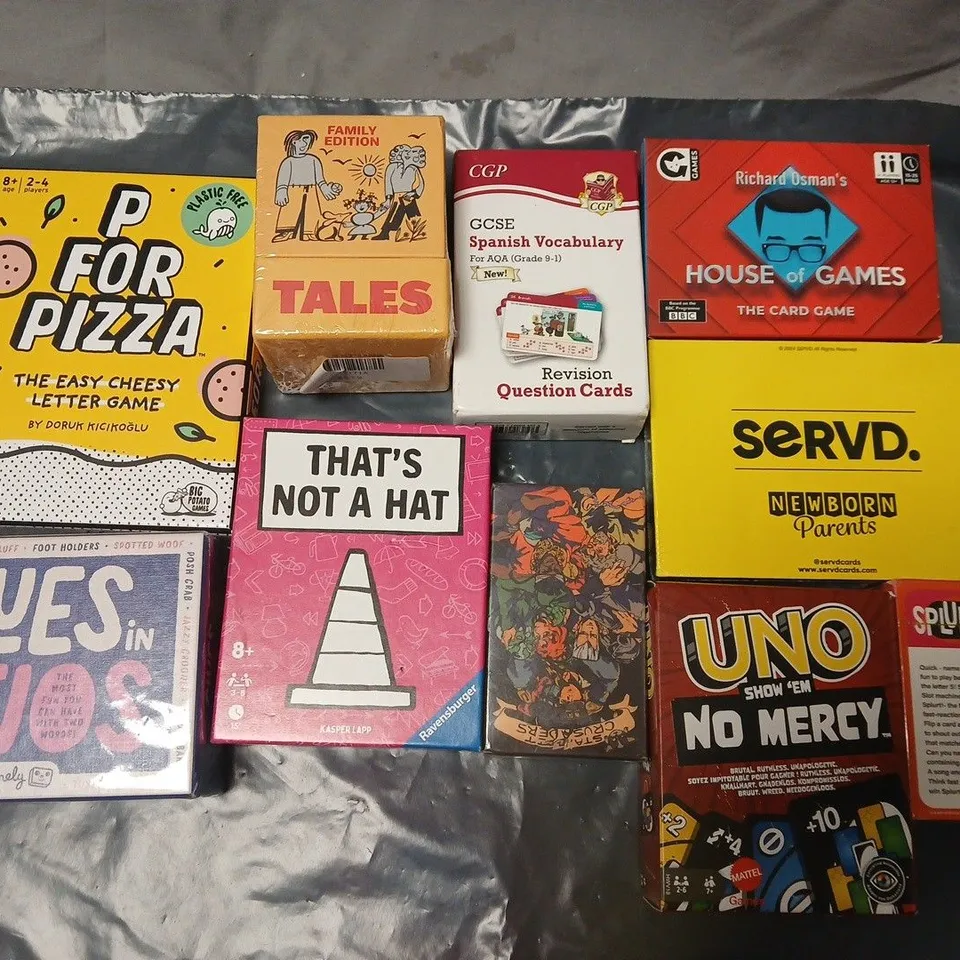 LOT OF 10 ASSORTED CARD GAMES TO INCLUDE P FOR PIZZA, UNO AND THATS NOT A HAT