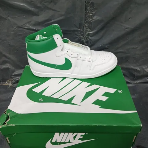 BOXED PAIR OF NIKE JORDAN AIR SHIP PE GREEN UK 15 