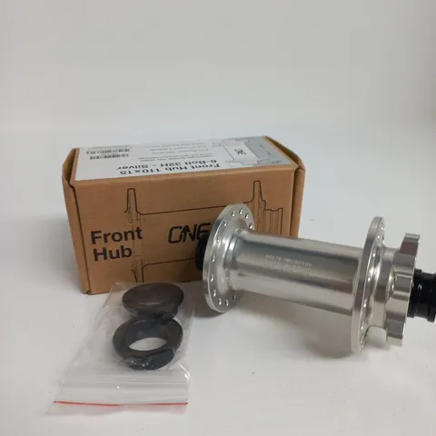 FRONT HUB 110X15MM, 6-BOLT, 32H – SILVER