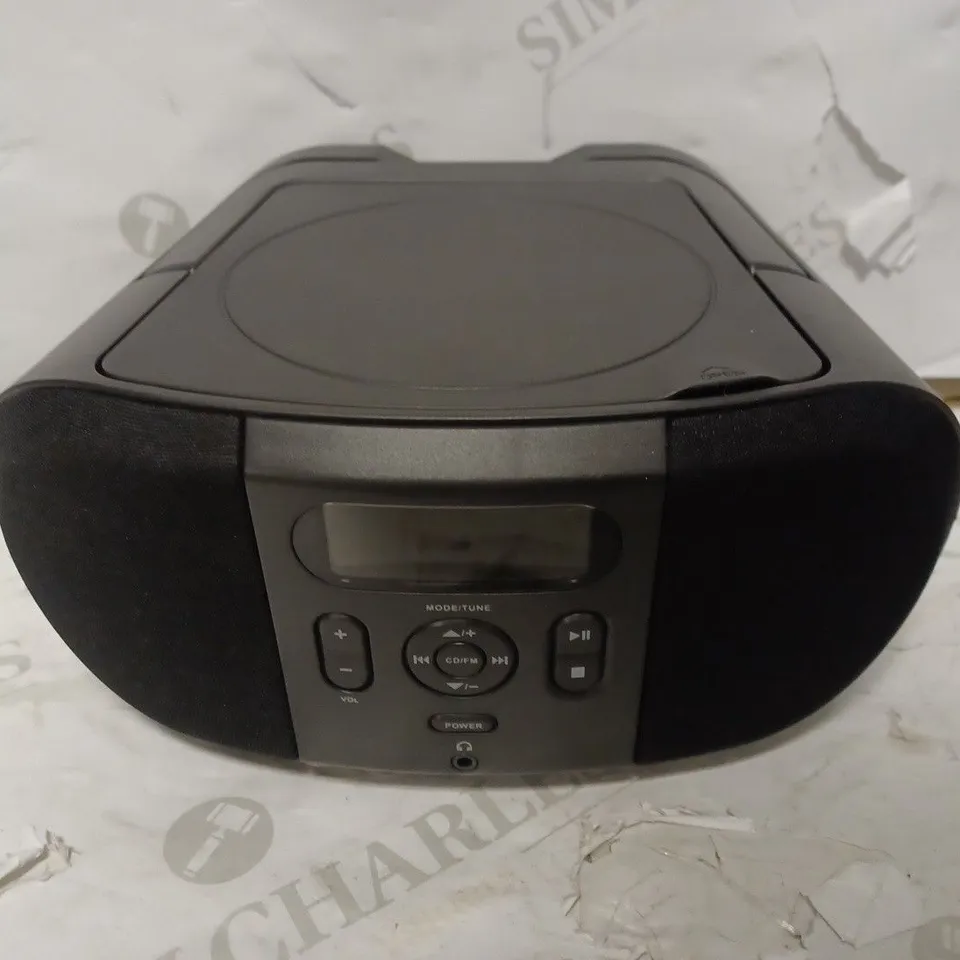 CD BOOMBOX IN BLACK