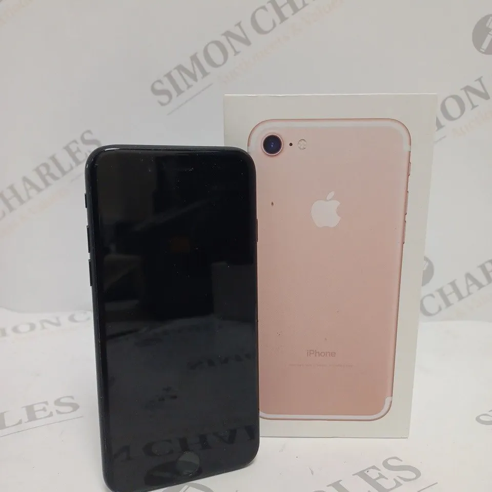 APPLE IPHONE 7 (A1778) SMARTPHONE