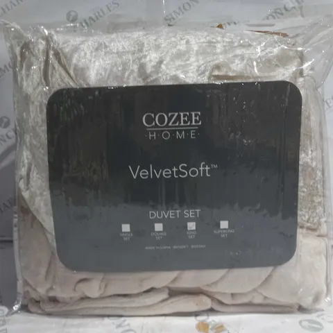 COZEE HOME KING SIZED VELVET DUVET COVER BOXED