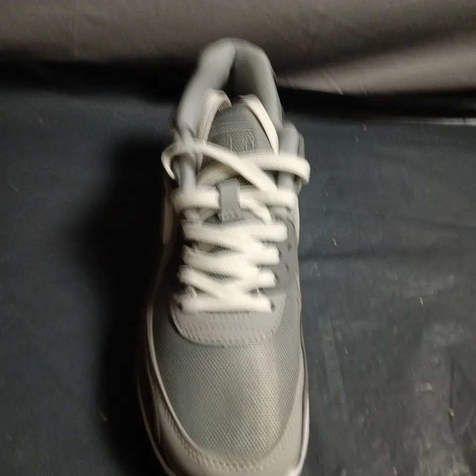 PAIR OF NIKE AIR MAX TRAINERS– GREY - UK SIZE 8.5