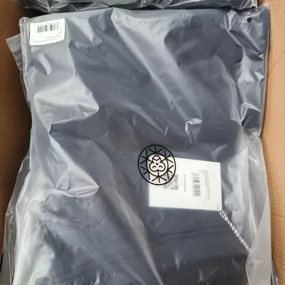 APPROXIMATELY 20 ASSORTED BRASS MONKEY CLOTHING PRODUCTS IN VARIOUS SIZES & COLOURS TO INCLUDE JOGGERS & SHORTS