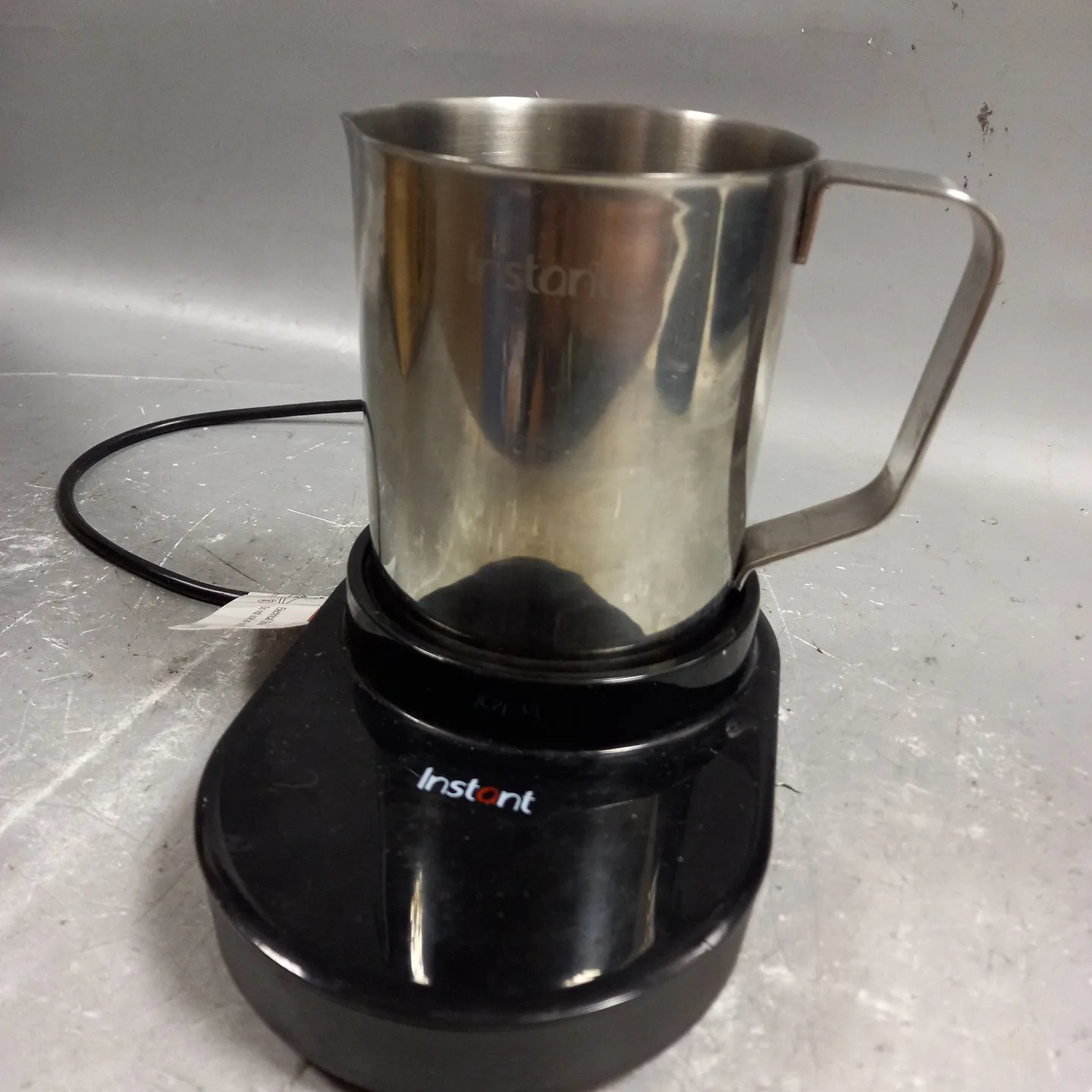 INSTANT MILK FROTHER STATION