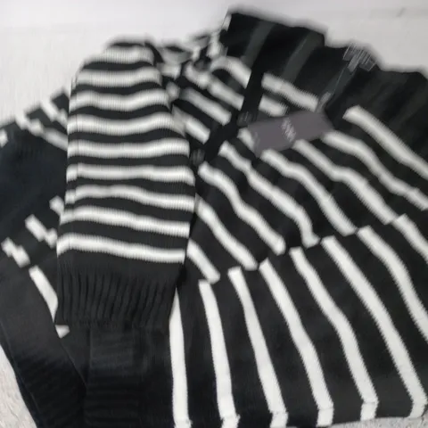 IZABEL LONDON WOMEN'S BLACK & WHITE STRIPED KNIT CARDIGAN, UK 22