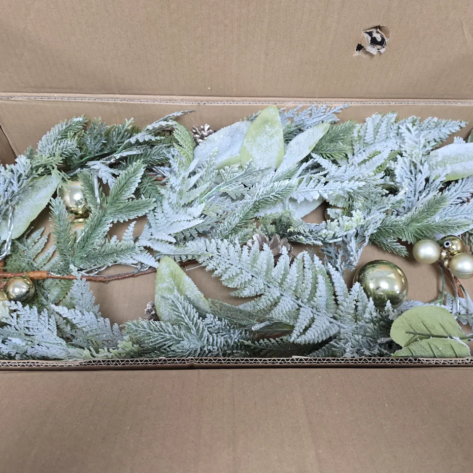 6FT PRE LIT FROSTED GARLAND