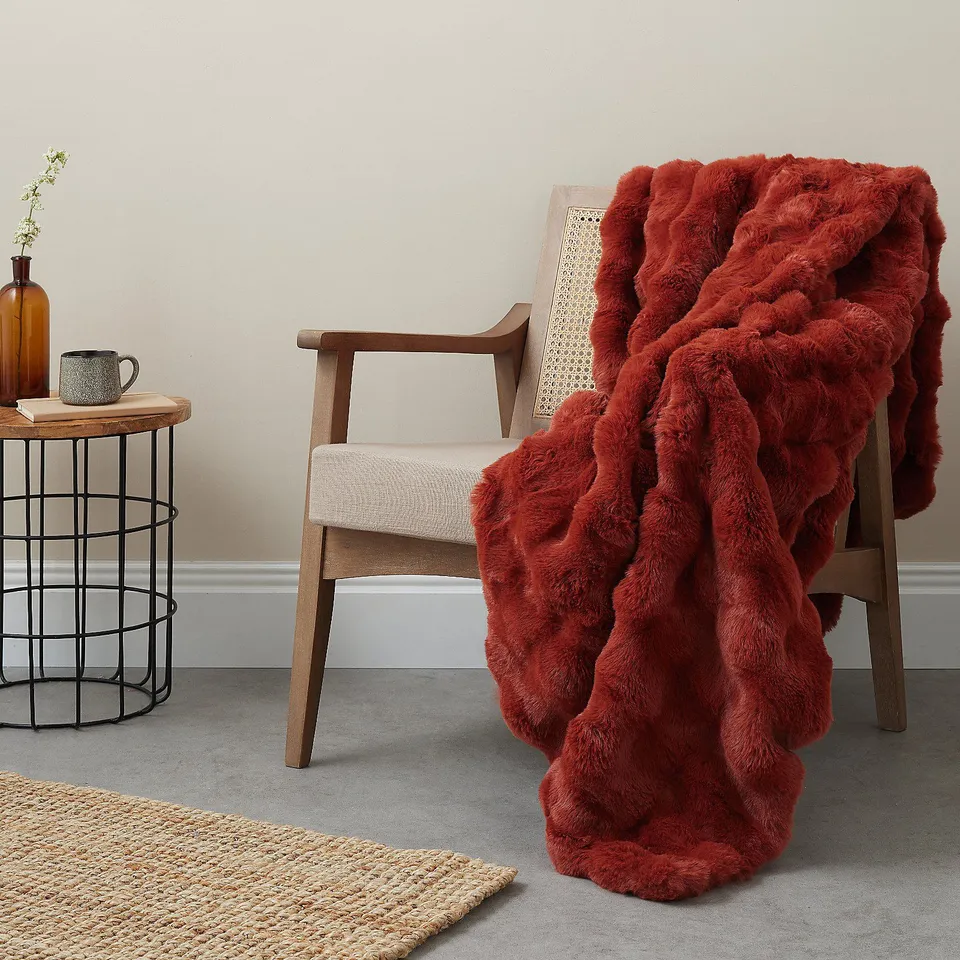 COZEE HOME GIFTABLE TEXTURED LUXURY FAUX FUR THROW - ORANGE 