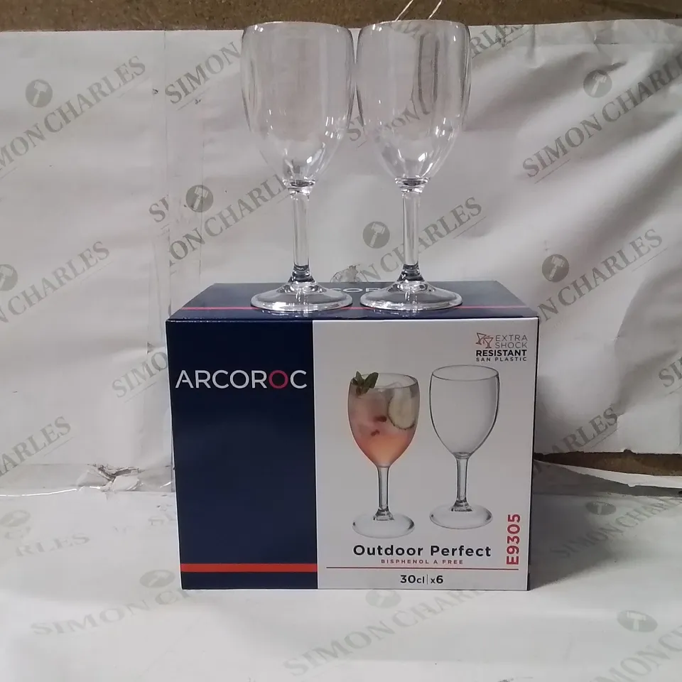 BOXED ARCOROC OUTDOOR PERFECT WINE GLASSES APPROXIMATELY 6