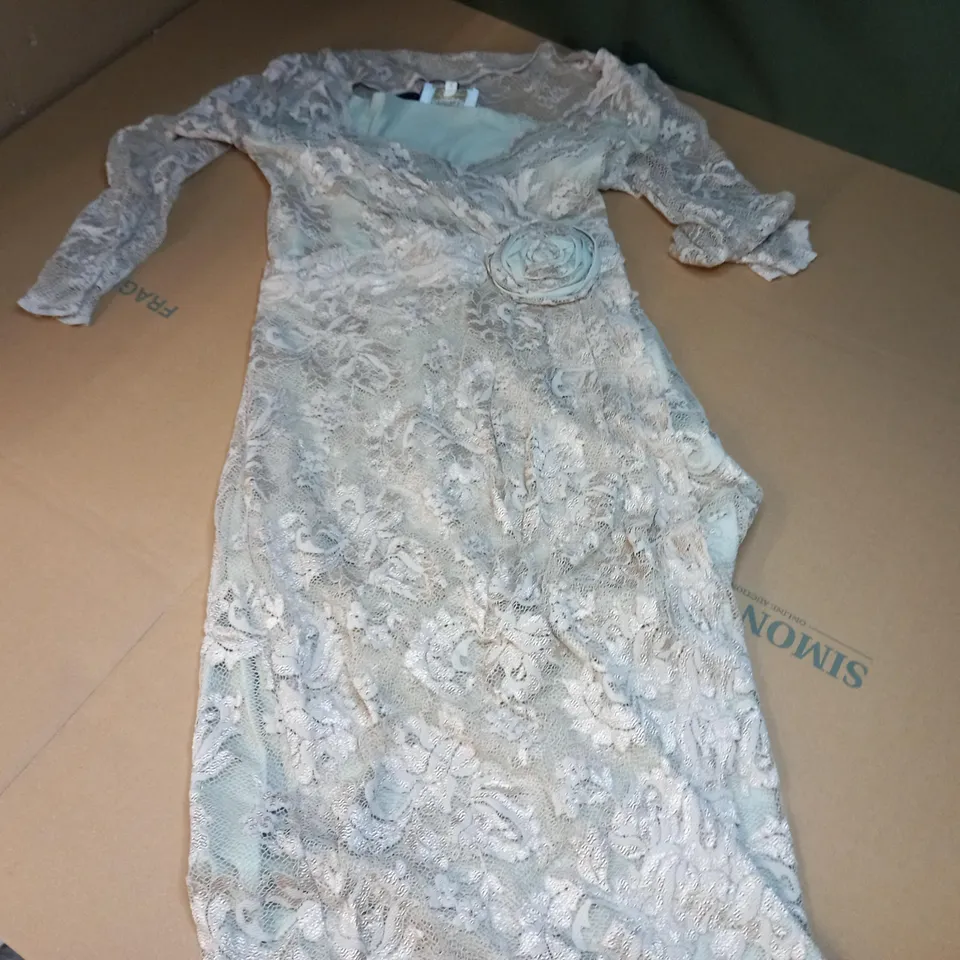 OLI'S TREND THE LACE COLLECTION NETTED DRESS IN NUDE - SIZE 4