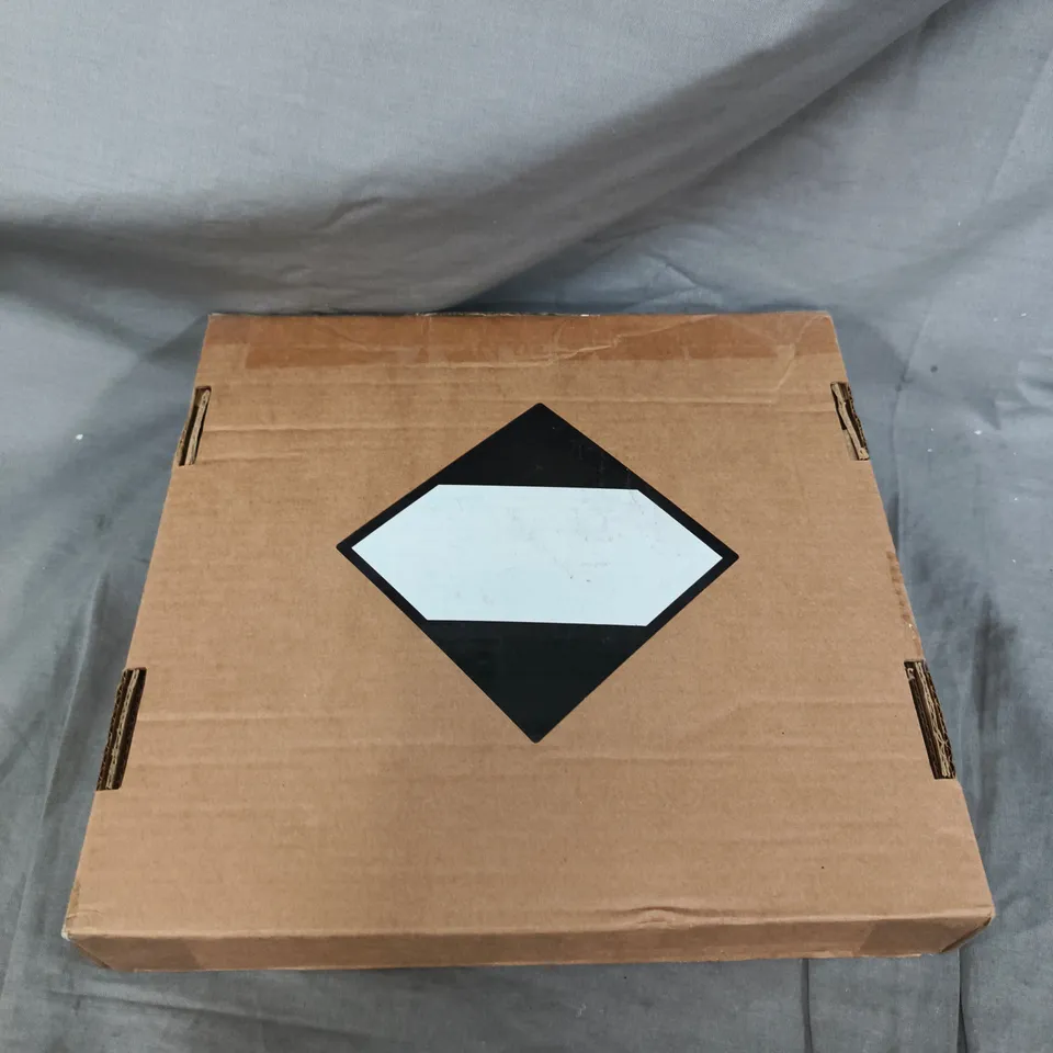 PALETTE LONDON ENCHANTED FOREST NAIL PAINT COLLECTION