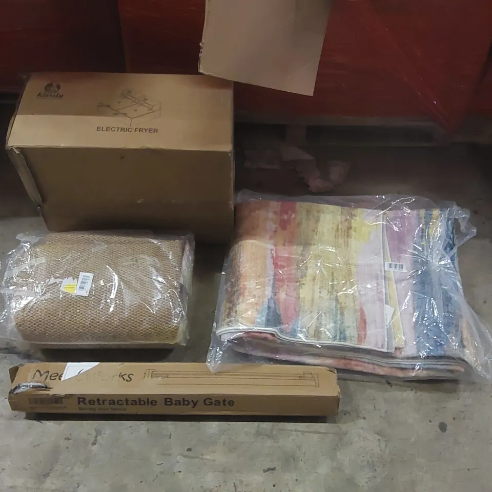 PALLET OF ASSORTED HOUSEHOLD GOODS AND PRODUCTS TO INCLUDE: RUGS, RETRACTABLE BABY GATE, ELECTRIC FRYER ECT