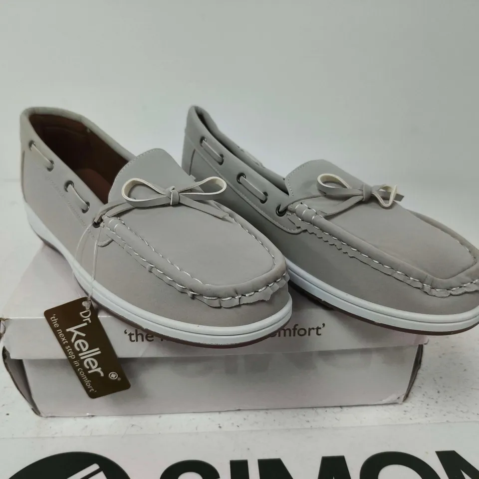  BOXED PAIR OF DR KELLER LADIES COMFORT CASUALS GREY – UK SIZE 8