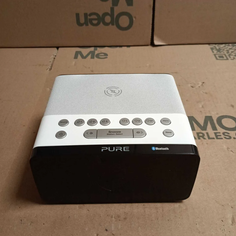 SIESTA CHARGE PURE BLUETOOTH SPEAKER – PORTABLE, FABRIC GRILLE, WHITE/GREY