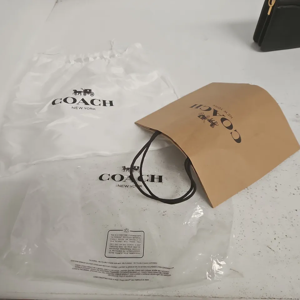 COACH LEATHER HANDBAG IN BLACK