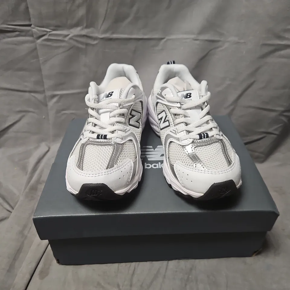 BOXED NEW BALANCE 530 SNEAKERS - MEN'S, WHITE/GREY, UK 12