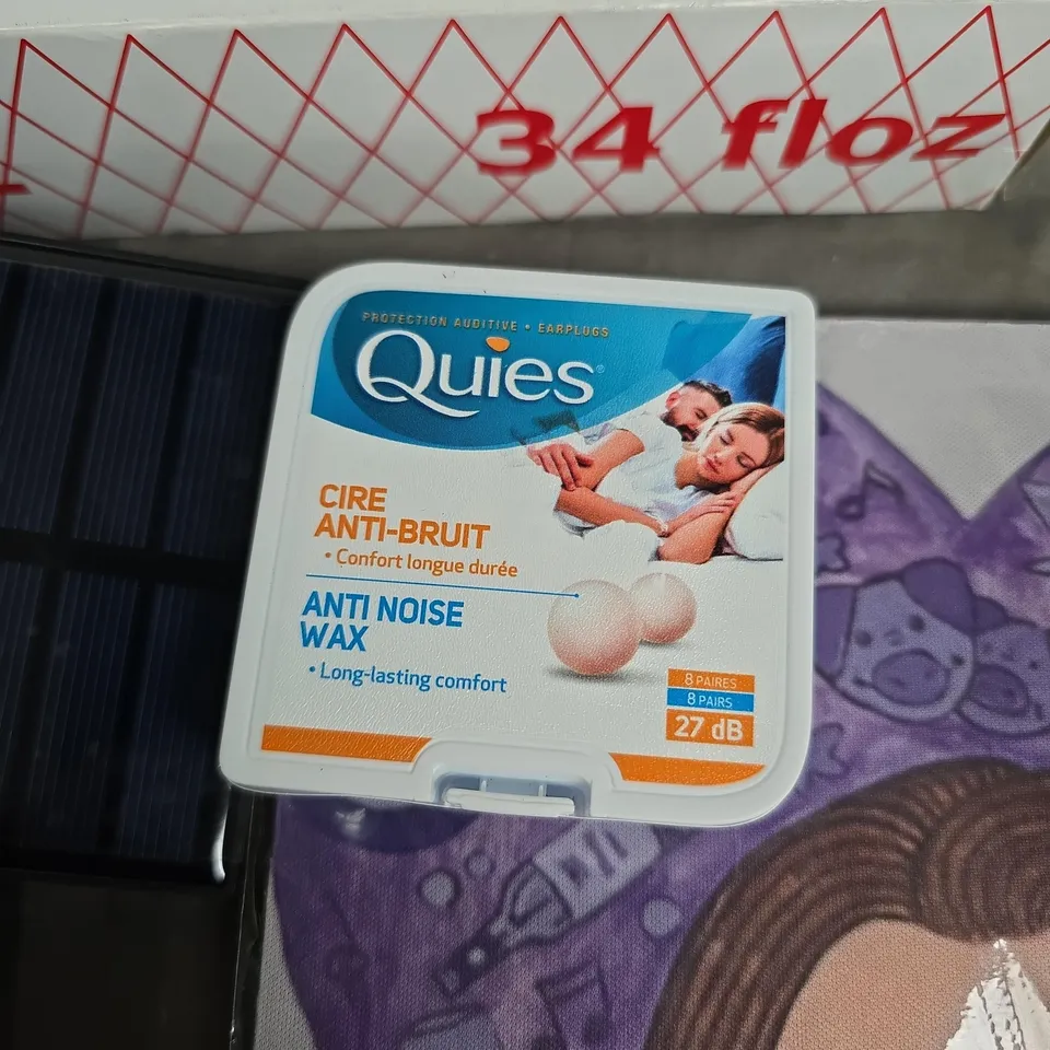 LOT OF APPROXIMATELY 20 ASSORTED HOUSEHOLD ITEMS