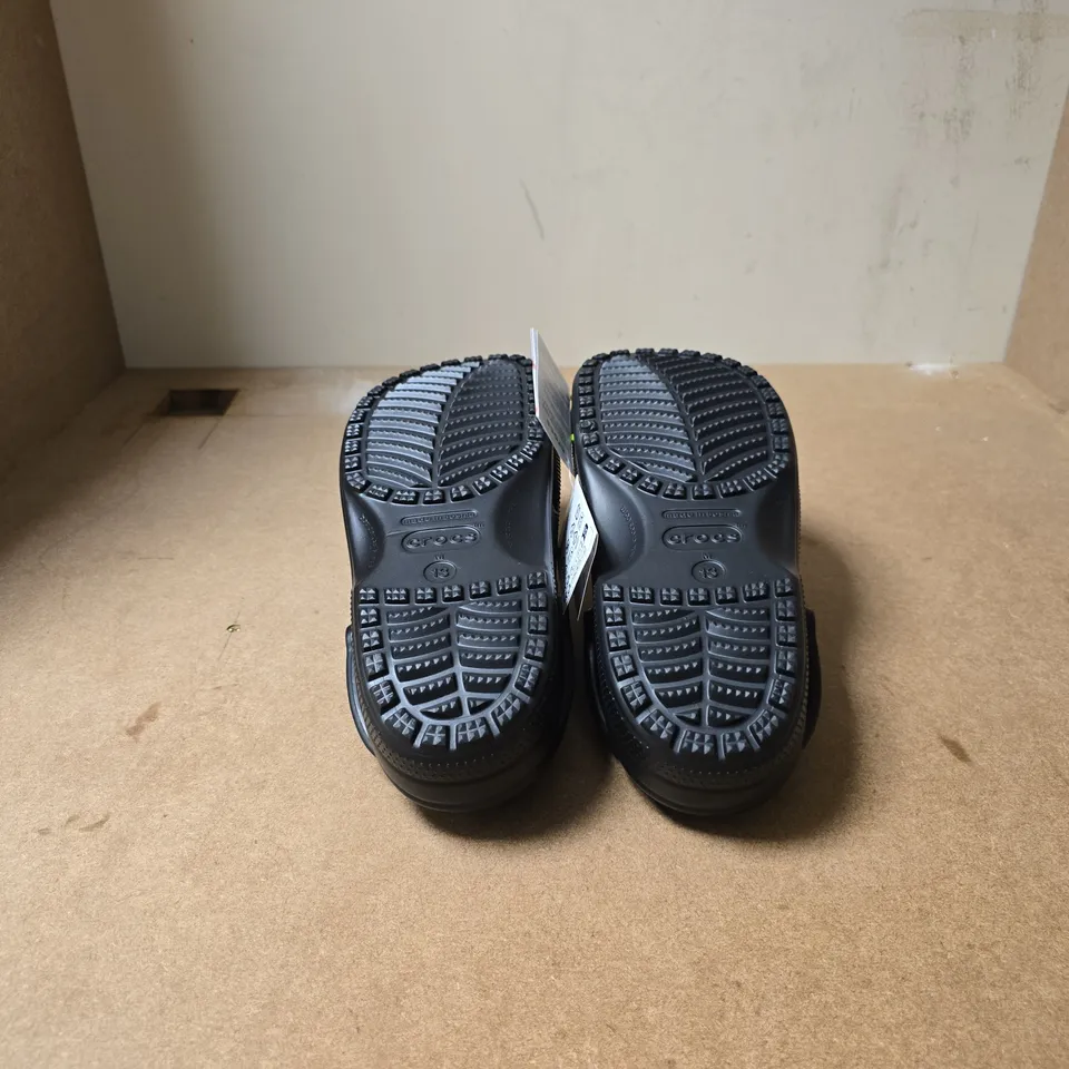 CROCS CLASSIC BLACK UK SIZE M12 UNBOXED TAGGED