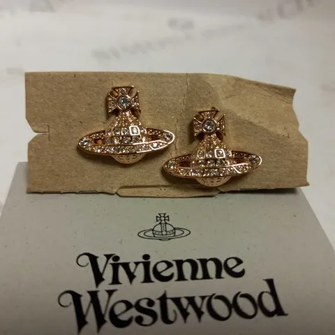VIVIENNE WESTWOOD MINNIE BAS RELIEF EARRINGS