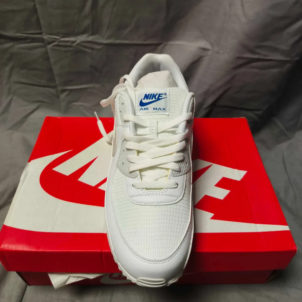 NIKE AIR MAX 90 TRAINERS IN WHITE - 9