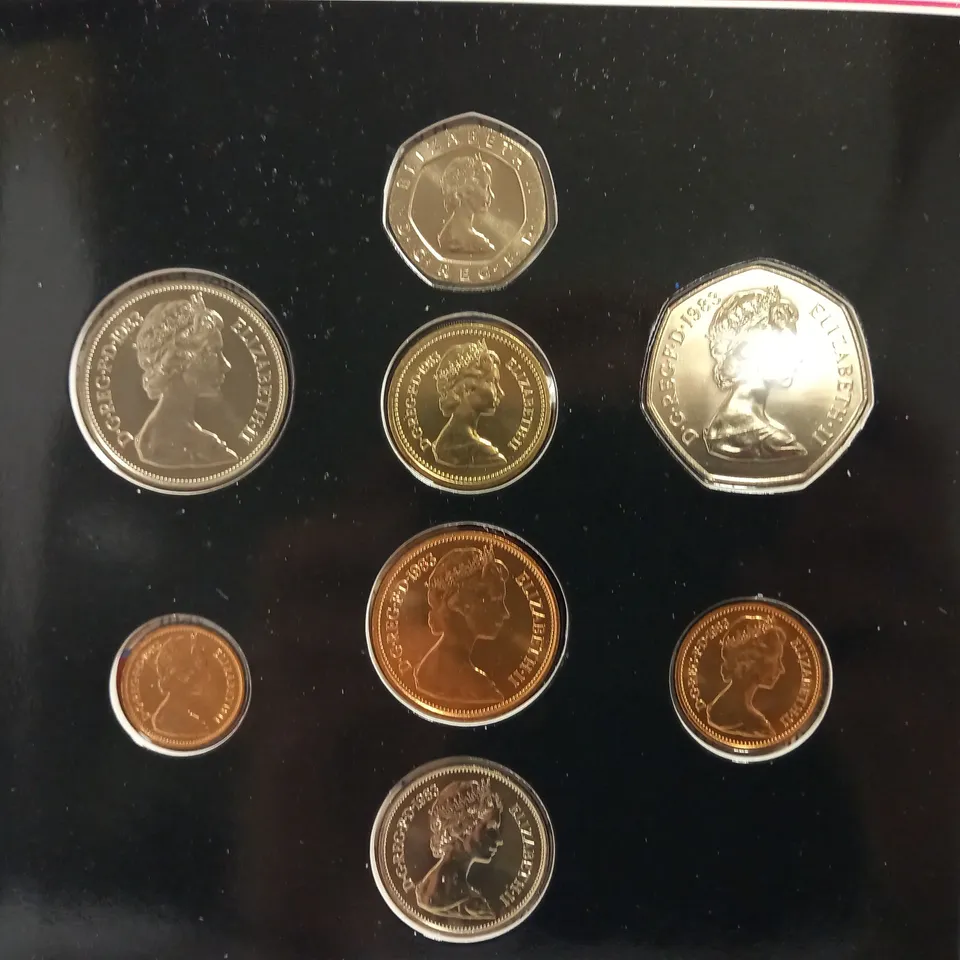 THE ROYAL MINT UK UNCIRCULATED COIN COLLECTION - 1983 COMPLETE