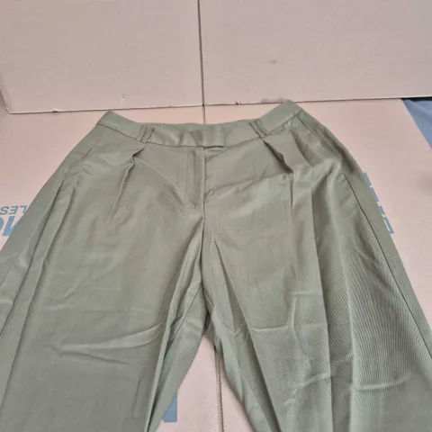 RI STUDIO WOMEN'S TROUSERS – OLIVE GREEN, SIZE 18 (BULGARIAN LABEL)